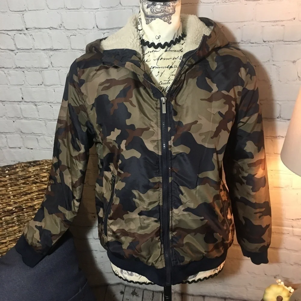 North Zone camouflage hooded zipper jacket